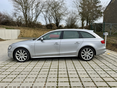 Audi A4 Avant 2.0 TDI QUATTRO S TRONIC *Garantie 12 mois*