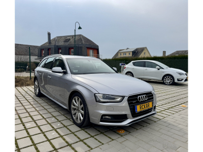 Audi A4 Avant 2.0 TDI QUATTRO S TRONIC *Garantie 12 mois*
