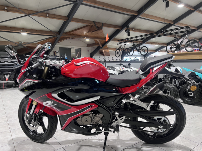 QJ Motor SRK 125 R