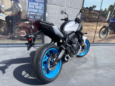 Yamaha MT-07 