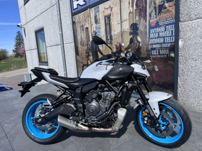 Yamaha MT-07 