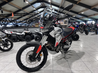 Aprilia Tuareg 660 Hailstrom White disponible aussi en 35 KW