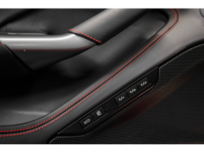 Ferrari F8 Tributo V8 Biturbo - ROSSO CORSA