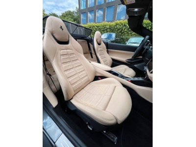 Ferrari Portofino 3.9 T V8 M DCT/Maintenance 7Jahre/1Hand