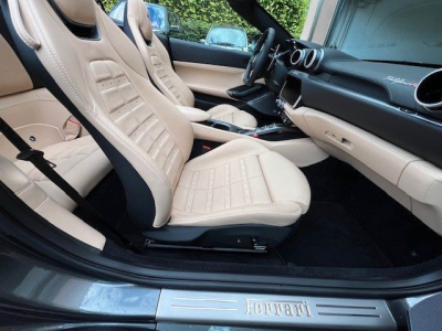 Ferrari Portofino 3.9 T V8 M DCT/Maintenance 7Jahre/1Hand