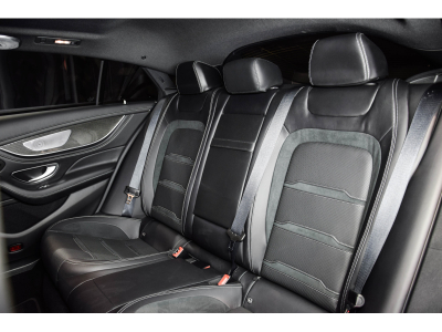 Mercedes-Benz AMG GT 63 S 4 MATIC +