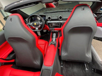 Ferrari Portofino 3.9 T V8 DCT -1Hand * Maintenance 7Jahre *