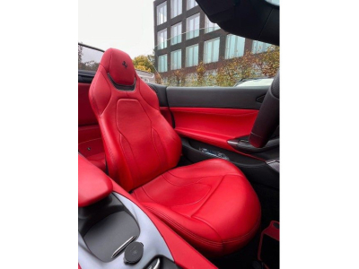 Ferrari Portofino 3.9 T V8 DCT -1Hand * Maintenance 7Jahre *