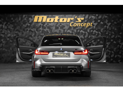 BMW M3 G81 Compétition Touring X-Drive - PACK CARBONE / AKRAPOVIC