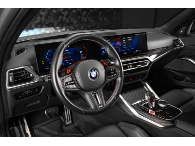 BMW M3 G81 Compétition Touring X-Drive - PACK CARBONE / AKRAPOVIC