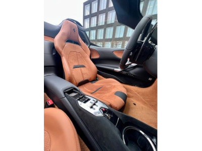 Ferrari SF90 Spider JBL Lift Kamera Garantie -1Hand