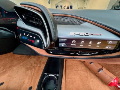 Ferrari SF90 Spider JBL Lift Kamera Garantie -1Hand