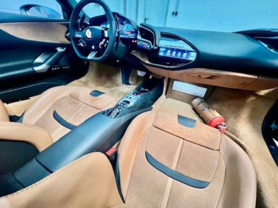 Ferrari SF90 Spider JBL Lift Kamera Garantie -1Hand