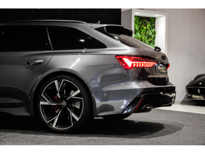 Audi RS6 C8 AVANT V8