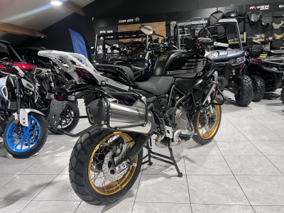 QJ Motor SRT 700 SX TOURING