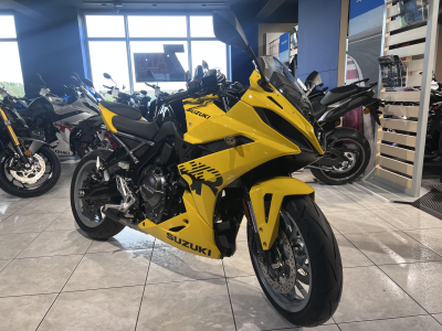 Suzuki GSX-8R 
