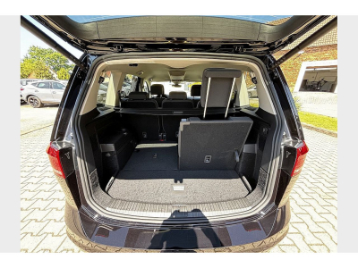 Volkswagen Touran 1.5 TSI 150 DSG Edition 7 places