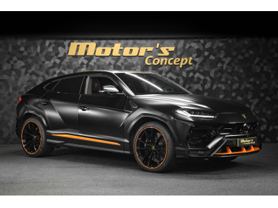 Lamborghini Urus V8 CAPSULE - NERO NOCTIS / ARANCIO ATLAS