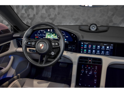 Porsche Taycan Batterie Performance Plus - Frozen Berry Metallic