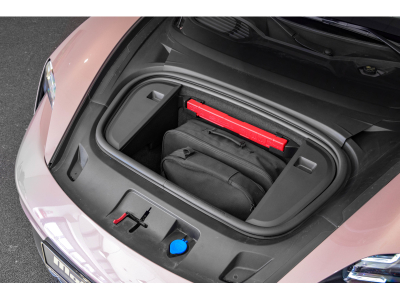 Porsche Taycan Batterie Performance Plus - Frozen Berry Metallic
