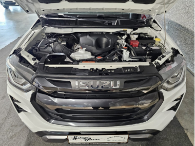 Isuzu D-Max 23 DC V-CROSS 4WD AUTO CUIR 1 HAND
