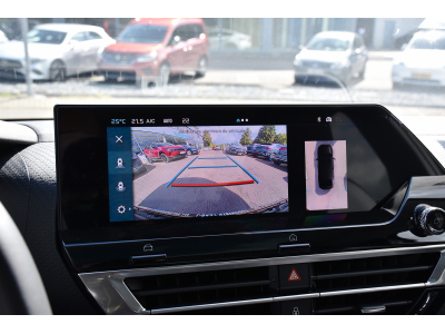 Citroën C4 X 1.2 PureTech Shine EAT8