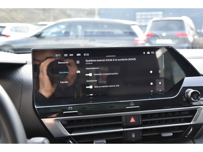 Citroën C4 X 1.2 PureTech Shine EAT8