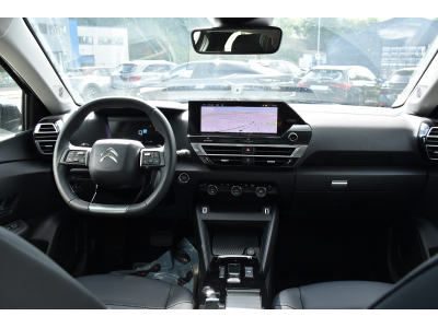 Citroën C4 X 1.2 PureTech Shine EAT8