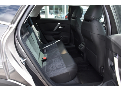 Citroën C4 X 1.2 PureTech Shine EAT8