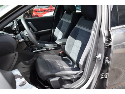 Citroën C4 X 1.2 PureTech Shine EAT8