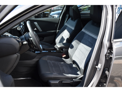 Citroën C4 X 1.2 PureTech Shine EAT8