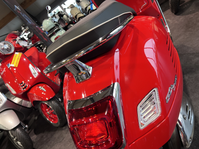 Vespa GTS Super 310