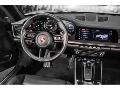 Porsche 992 Carrera Coupé PDK - DOLOMITE SILVER