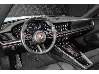 Porsche 992 Carrera Coupé PDK - DOLOMITE SILVER