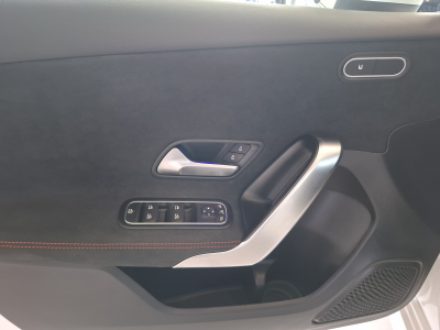 Mercedes-Benz A 200 AMG LINE LED CUIR NAVI