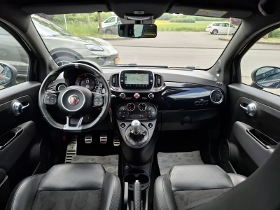 Abarth 595 1.4 T-JET 165 SCORPIONEORO 1 OF 2000 BEATS CUIR NAVI 1 HAND