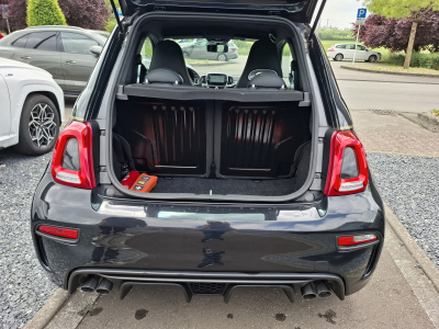 Abarth 595 1.4 T-JET 165 SCORPIONEORO 1 OF 2000 BEATS CUIR NAVI 1 HAND