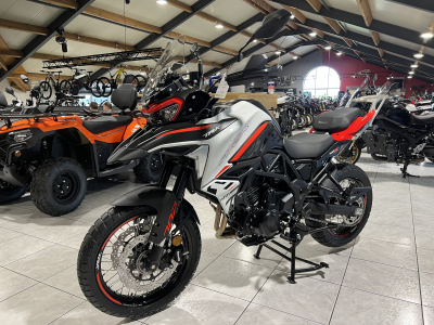 Benelli TRK 702 X   Pack valises +650€