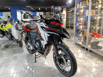 Benelli TRK 702 X Pack + valises 650€