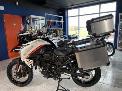 Benelli TRK 702 X Pack + valises 650€