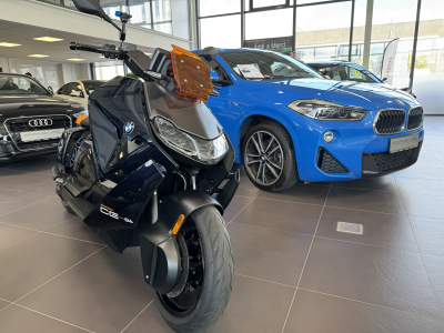 BMW CE 04 