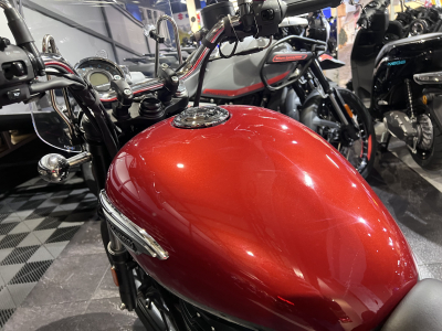 Royal Enfield Meteor 350 SUPERNOVA RED