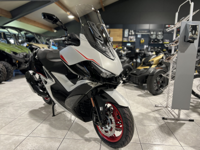 Kymco Xciting 400i VS SE