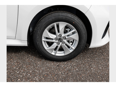 Mazda 2 Hybrid 1.5 Hybrid 116 e-CVT Center Line