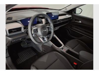 Jeep Avenger 1.2 E-Hybrid AT ALTITUDE