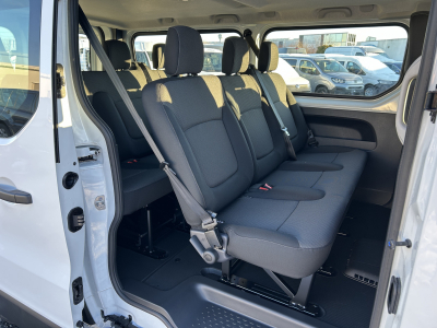 Renault Grand Trafic 2.0 dCi 150 EDC  L2H1 Kombi.