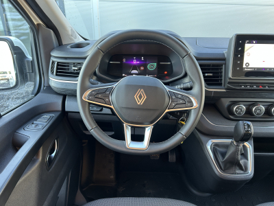 Renault Grand Trafic 2.0 dCi 150 EDC L2H1 Kombi.