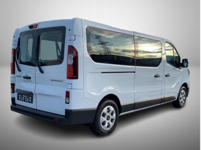Renault Grand Trafic 2.0 dCi 150 EDC L2H1 Kombi.