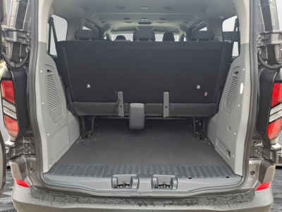 Ford Tourneo Custom 136 L1H1 Trend 8 places