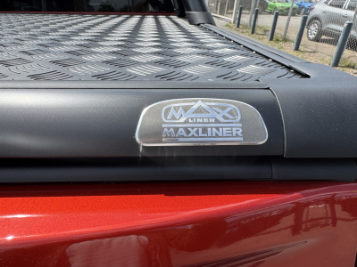 Isuzu D-Max 24 DC V-CROSS 163 4WD Auto.